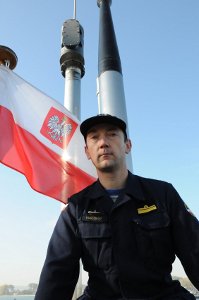 Dowódca polskiego kontyngentu wojskowego "Kondor" Kmdr. Por. Piotr Pawlowski / Zdjęcie: kondor.mw.mil.pl