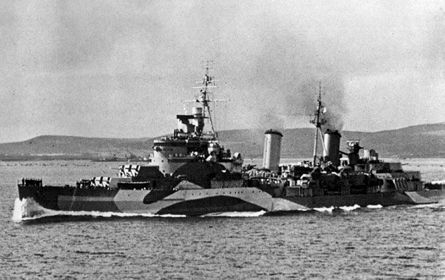 Brytyjski krążownik lekki Belfast, który później tak dzielnie walczył z Scharnhorstem. / Zdjęcie: „Ships of the World”