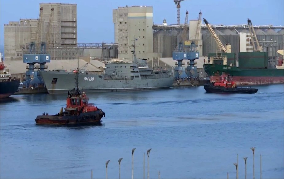 Rosyjski okręt naprawczy klasy Amur PM-138 w Sudanie. / Zdjęcie: Al Jazeera