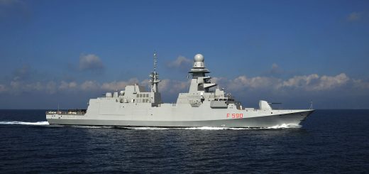 Francuska fregata FREMM Carlo Bergamini. / Zdjęcie: wikipedia.pl