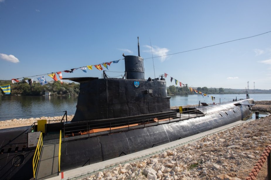 Wycofany ze służby okręt podwodny typu Romeo Slava. / Zdjęcie:  Municipality of Varna