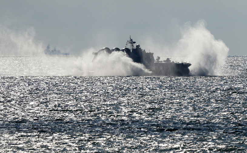 Rosyjskie okręty wojenna na ćwiczeniach. / Zdjęcie: /Vitaly Nevar / Contributor /Getty Images