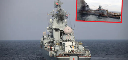 Ostatnie zdjęcia rosyjskiego krążownika rakietowego Moskwa". / Zdjęcie: Twitter/ Malcolm Nance / East News